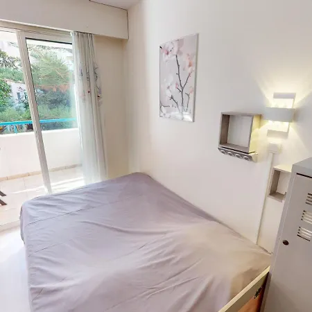 Joli 2p Moderne Et Calme Avec Terrasse, Plein Centre De Menton, A Deux Pas De La - Fr-1-196-344 Apartament Mentona